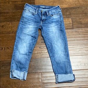 Levi crop Boyfriend jeans